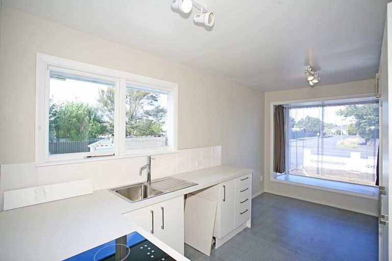 Photo of property in 9 Garvins Road, Hornby, Christchurch, 8042