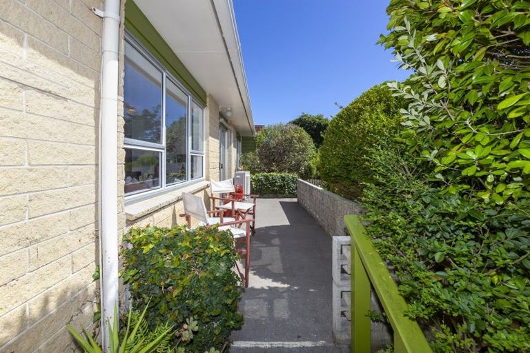 Photo of property in 6-6a Nola Avenue, Raumati Beach, Paraparaumu, 5032