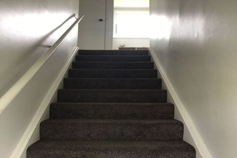 Photo of property in 66 Hereford Street, Cannons Creek, Porirua, 5024