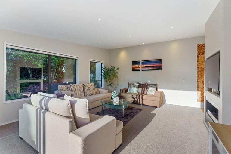 Photo of property in 154 Ngarara Road, Waikanae, 5391