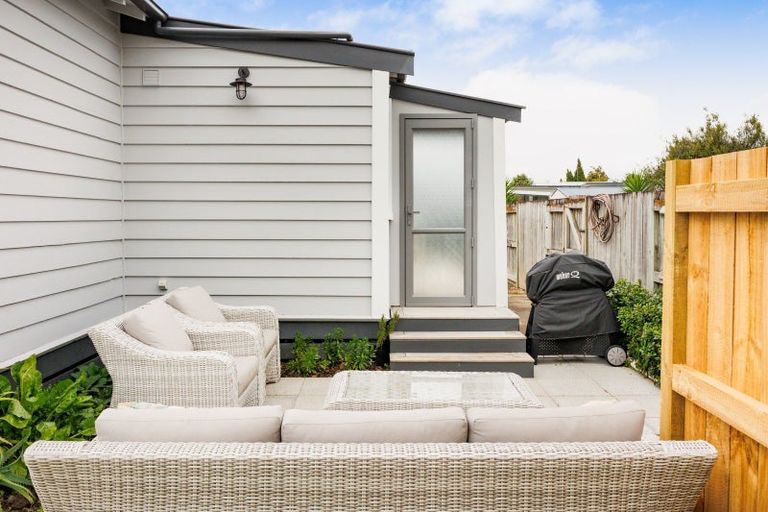 Photo of property in 70 Milson Line, Milson, Palmerston North, 4414