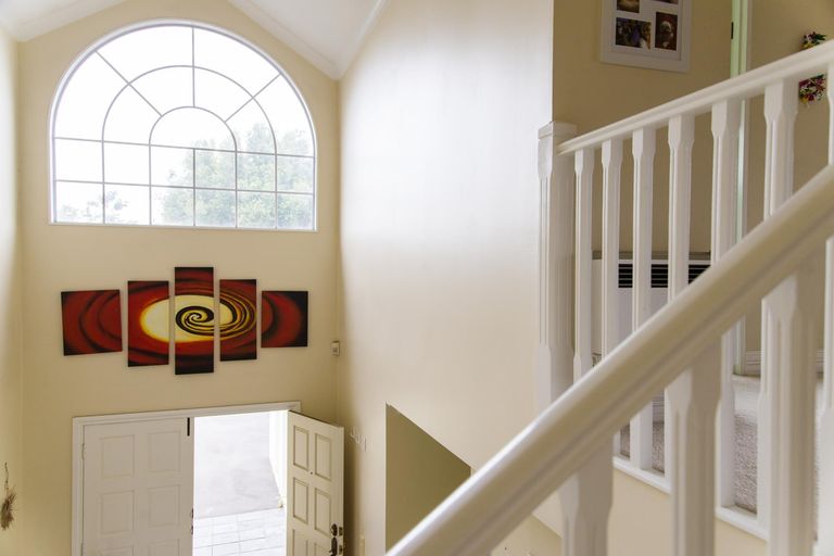 Photo of property in 21 Chippewa Place, Conifer Grove, Takanini, 2112