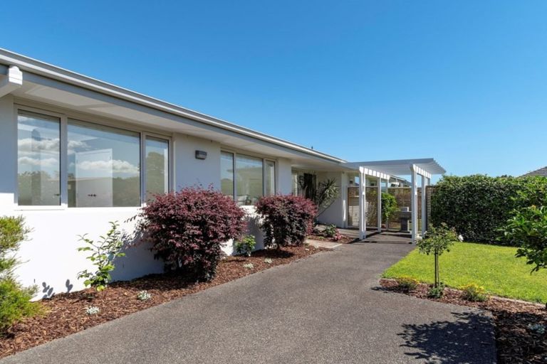 Photo of property in 37 Glenmonarch Place, Pyes Pa, Tauranga, 3112