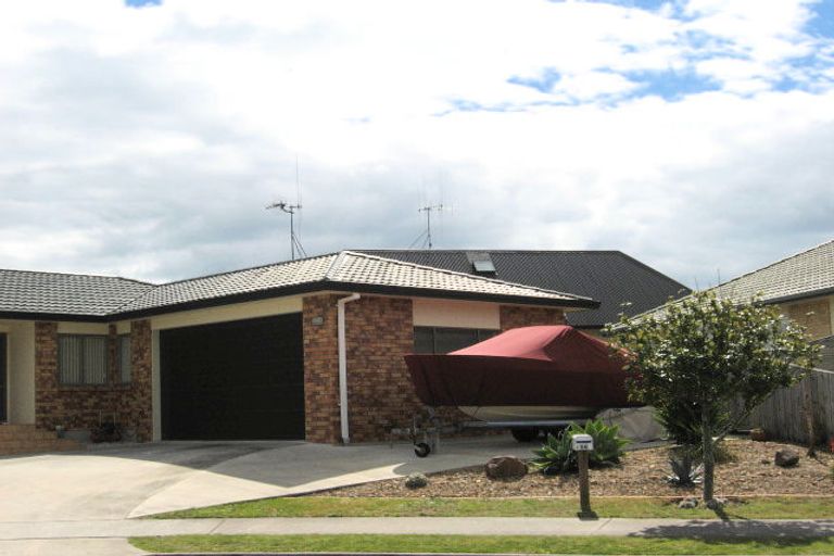 Photo of property in 56 Pelorus Street, Welcome Bay, Tauranga, 3112