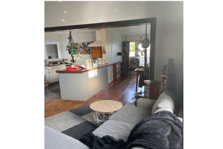 Photo of property in 230 Grey Street, Palmerston North, 4414