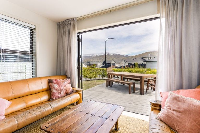 Photo of property in 5 Regent Street, Lower Shotover, Queenstown, 9304