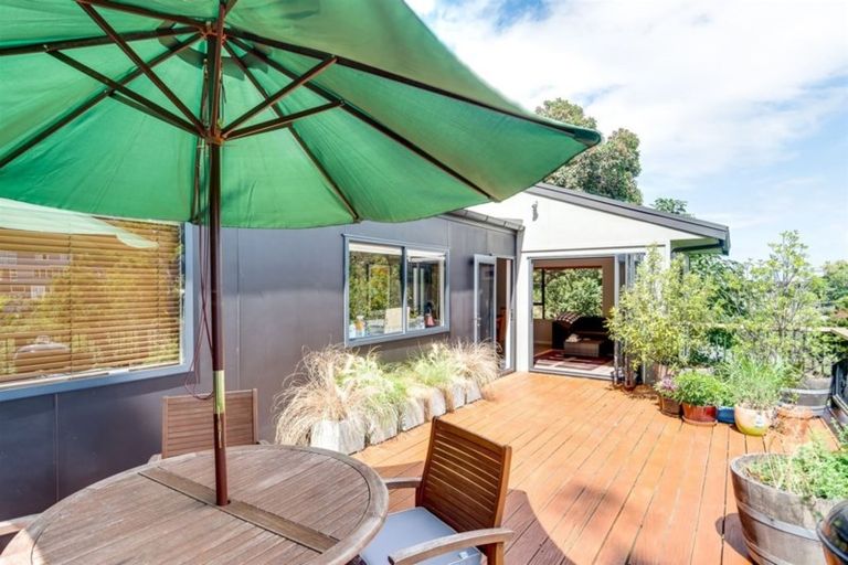 Photo of property in 35 Lighthouse Road, Bluff Hill, Napier, 4110