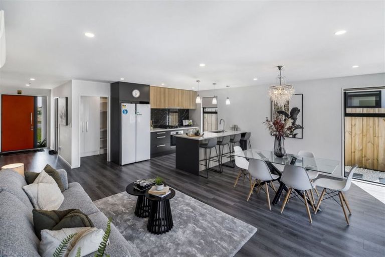 Photo of property in 11 El Patron Lane, Halswell, Christchurch, 8025