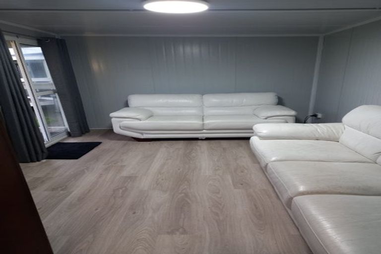 Photo of property in 2197 State Highway 2, Pukehina, Te Puke, 3186