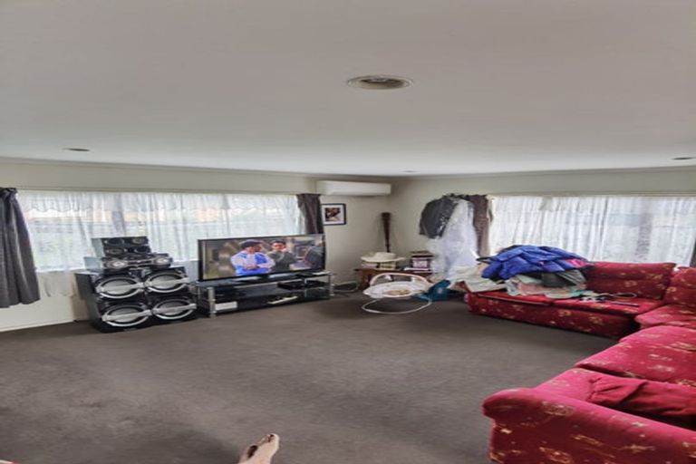 Photo of property in 15 Dole Place, Mangere, Auckland, 2022