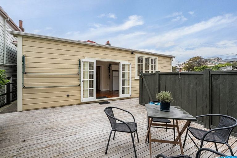 Photo of property in 256 Adelaide Road, Newtown, Wellington, 6021