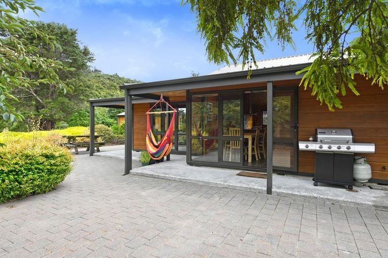 Photo of property in 83 Plateau Road, Te Marua, Upper Hutt, 5018
