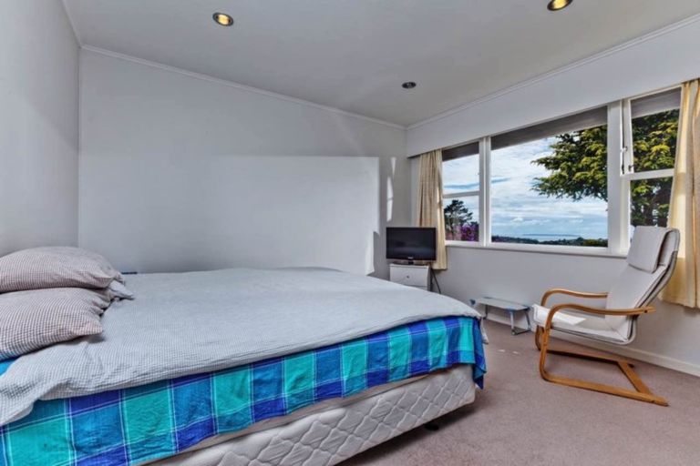 Photo of property in 2 Evergreen Crescent, Trentham, Upper Hutt, 5018