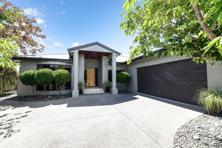 Photo of property in 11 Grace Avenue, Rototuna North, Hamilton, 3210