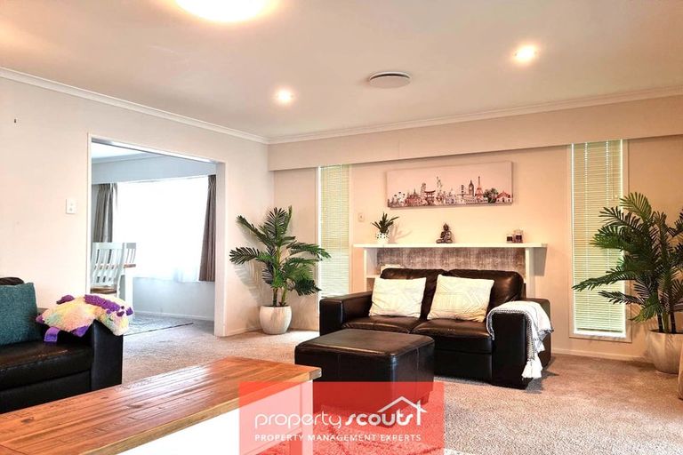 Photo of property in 72 Manu Crescent, Upper Vogeltown, New Plymouth, 4310