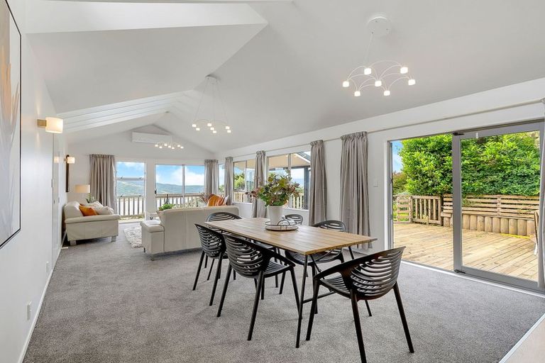 Photo of property in 10 Kahu Road, Paremata, Porirua, 5024