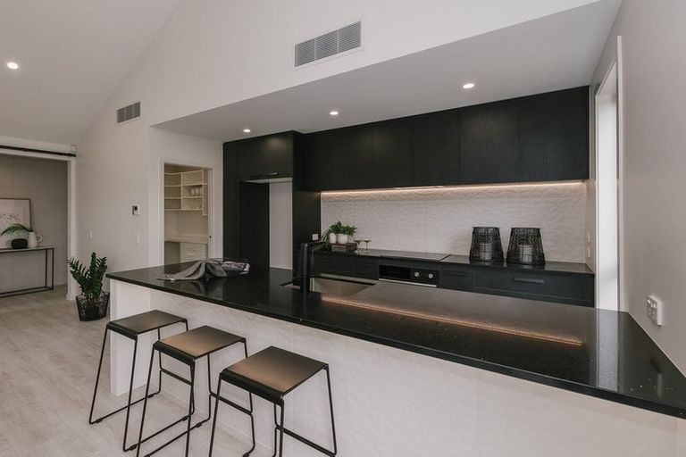 Photo of property in 62 Freedom Drive, Kelvin Grove, Palmerston North, 4414