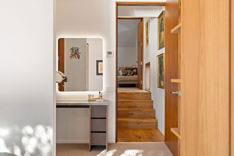 Photo of property in 41a The Crescent, Roseneath, Wellington, 6011