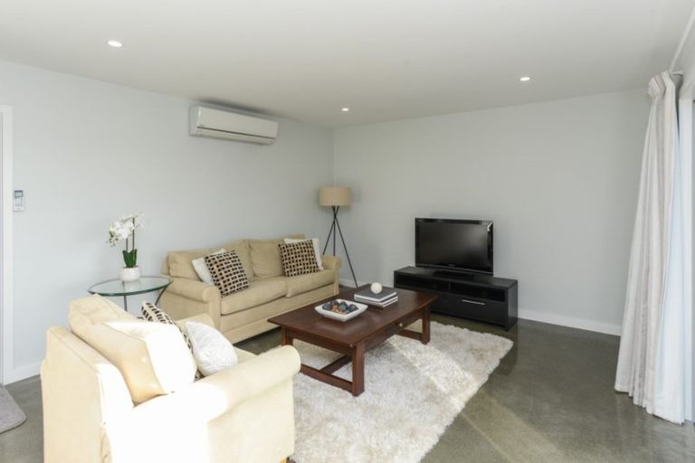 Photo of property in 33 Aparima Place, Awatoto, Napier, 4110