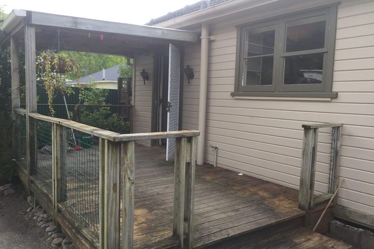 Photo of property in 4 Prouse Crescent, Naenae, Lower Hutt, 5011