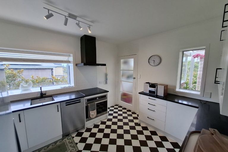 Photo of property in 3/33 Northumberland Avenue, Belmont, Auckland, 0622