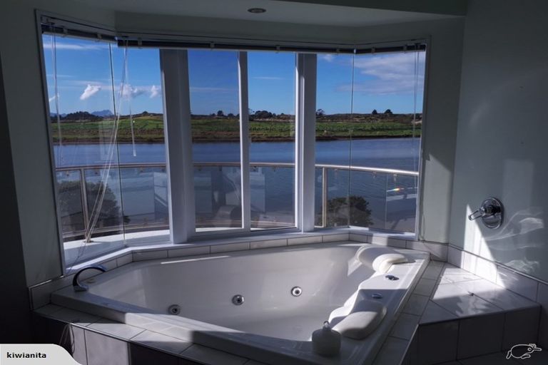 Photo of property in 22 Riverview Place, Waipu, 0582