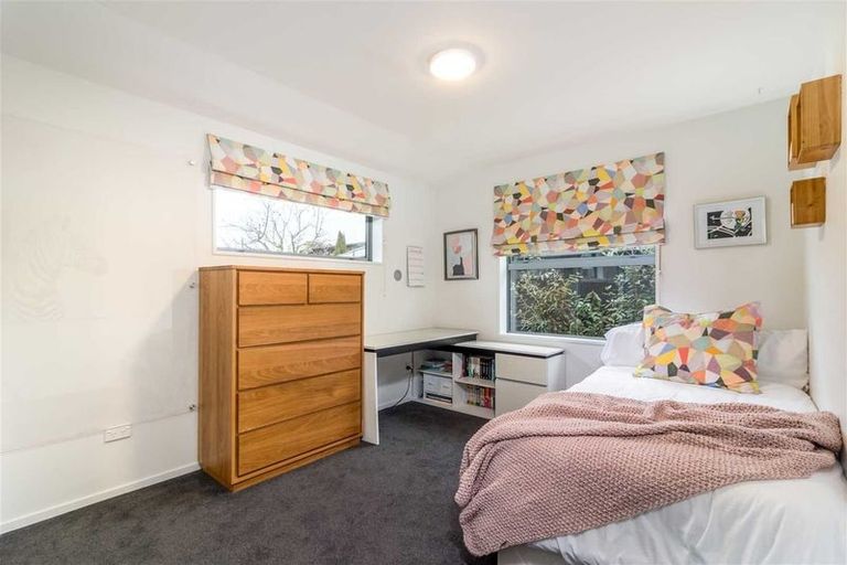 Photo of property in 108 Bryndwr Road, Bryndwr, Christchurch, 8052