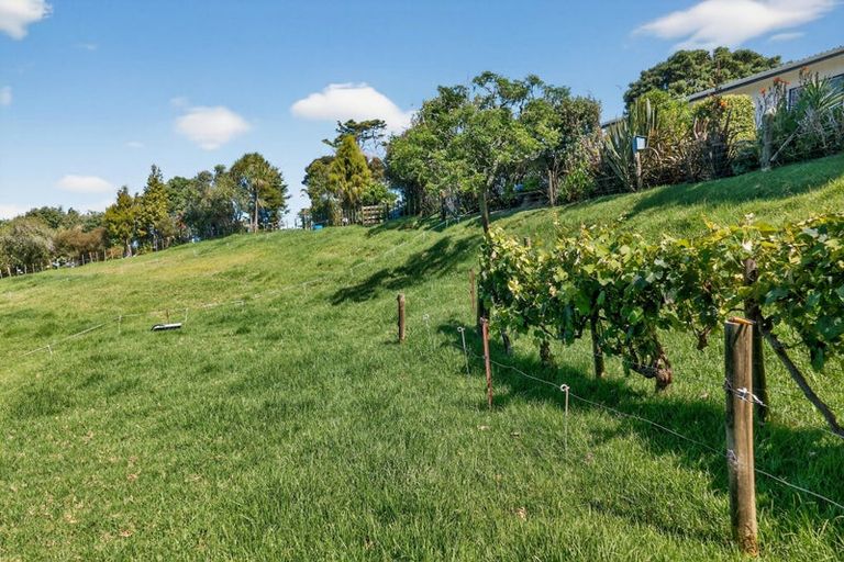 Photo of property in 386 South Road, Waipu, 0582