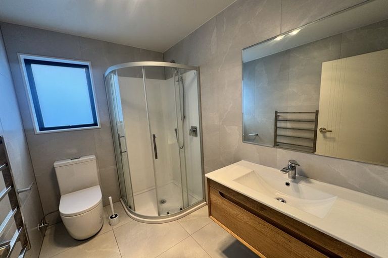 Photo of property in 11a Tributary Parade, Karaka, Papakura, 2113