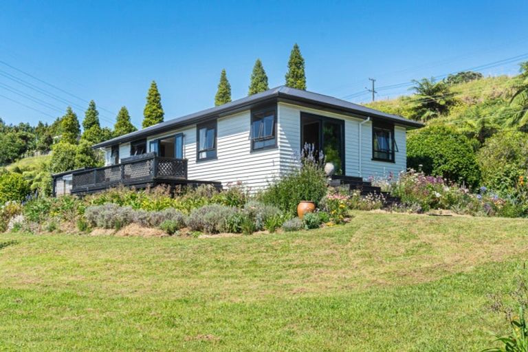 Photo of property in 70 Saxton Road, Upper Vogeltown, New Plymouth, 4371