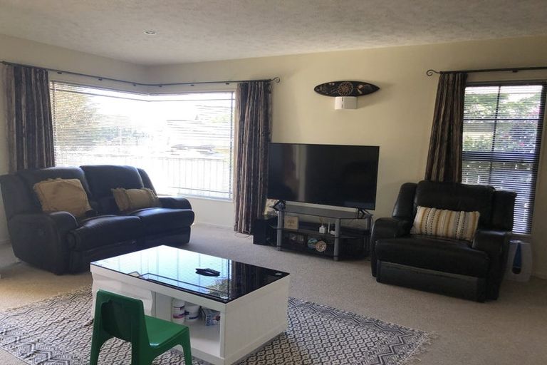 Photo of property in 11 Ring Lane, Paparangi, Wellington, 6037