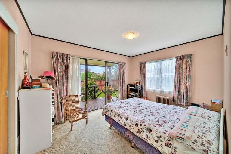 Photo of property in 2 Romilly Court, Papakura, 2110