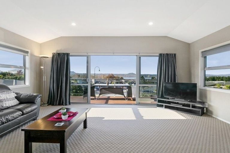 Photo of property in 23 March Brown Place, Nukuhau, Taupo, 3330