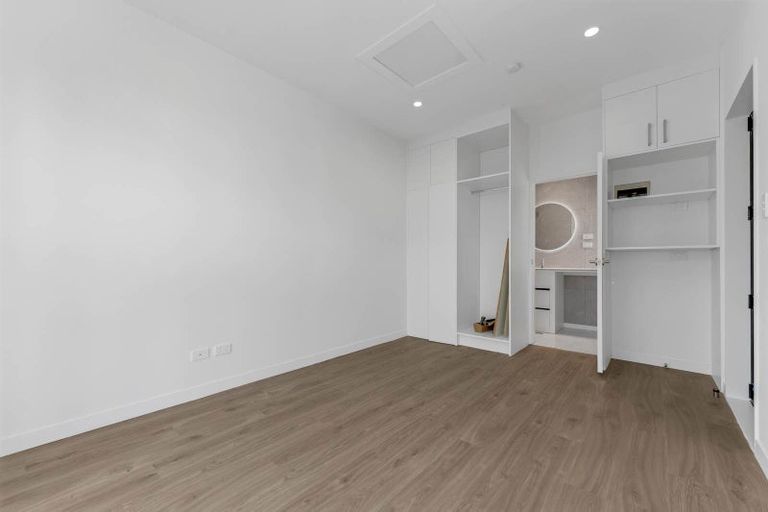 Photo of property in 14 Tukauri Place, Papakura, 2110