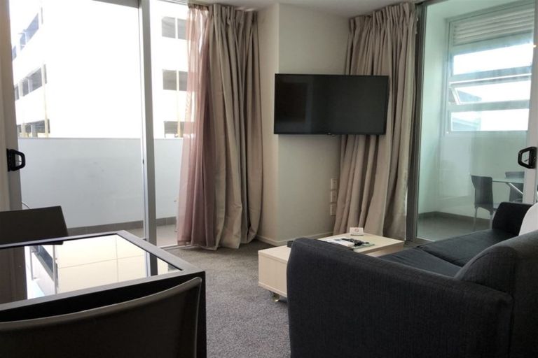 Photo of property in Proximity Apartments, 202/17 Osterley Way, Manukau, Auckland, 2104