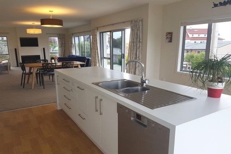 Photo of property in 9 Kahurangi Heights, Aotea, Porirua, 5024