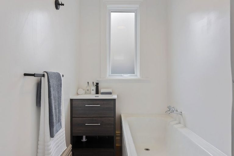 Photo of property in 42 Southey Street, Sydenham, Christchurch, 8023