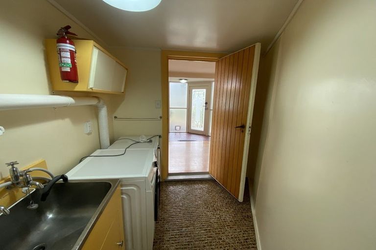Photo of property in 214 Evans Bay Parade, Hataitai, Wellington, 6021