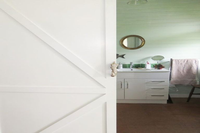 Photo of property in 84 Shiel Street, Reefton, 7830