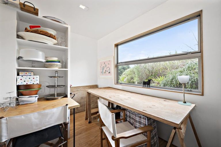 Photo of property in 64 Paetawa Road, Peka Peka, Waikanae, 5391