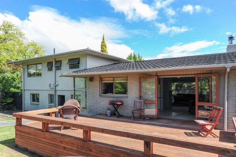 Photo of property in 21 Mchardy Street, Havelock North, 4130