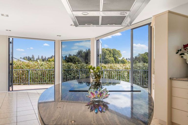 Photo of property in 4 Hulme Place, Owhata, Rotorua, 3010