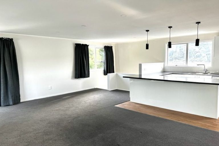 Photo of property in 75 Bayview Road, Bayview, Auckland, 0629