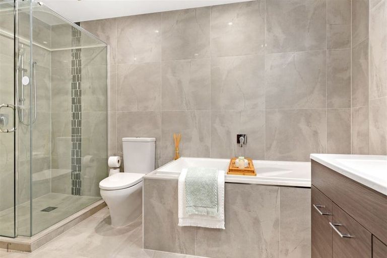 Photo of property in 86 Rangihina Road, Hobsonville, Auckland, 0616