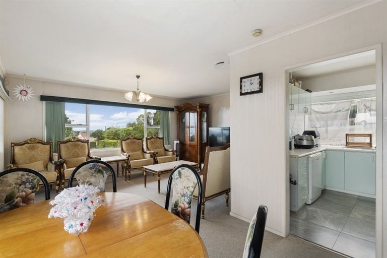 Photo of property in 466 Don Buck Road, Massey, Auckland, 0614