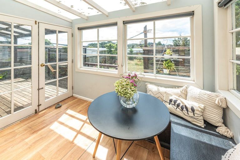 Photo of property in 64 Purnell Street, College Estate, Whanganui, 4500