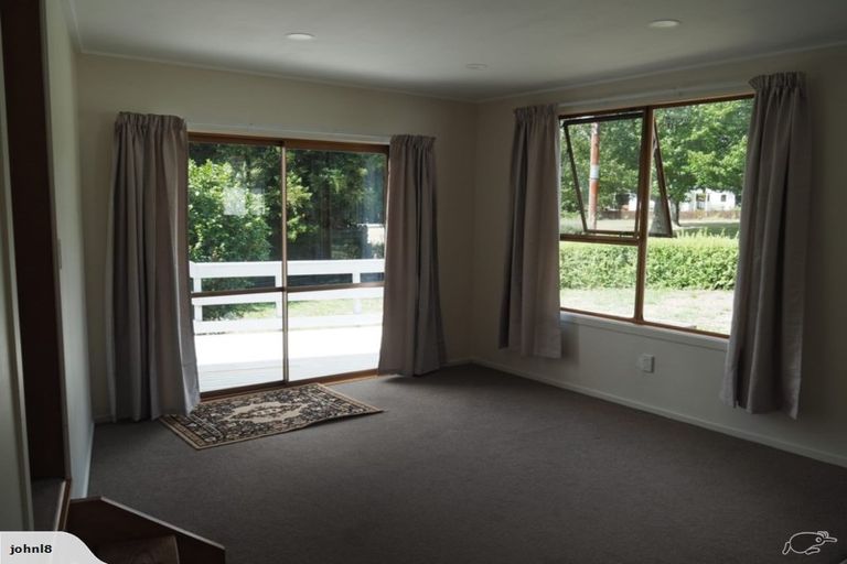 Photo of property in 6 Oxford Road, Lake Rotoma, Rotorua, 3074