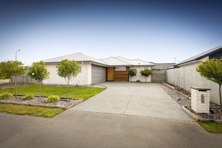 Photo of property in 39 Zinnia Way, Wigram, Christchurch, 8025