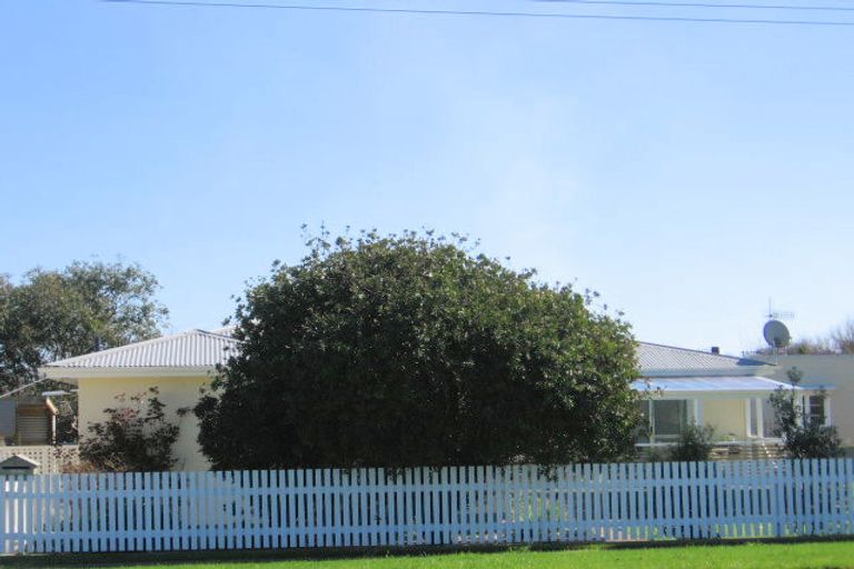 Photo of property in 31 Russell Street, Foxton, 4814