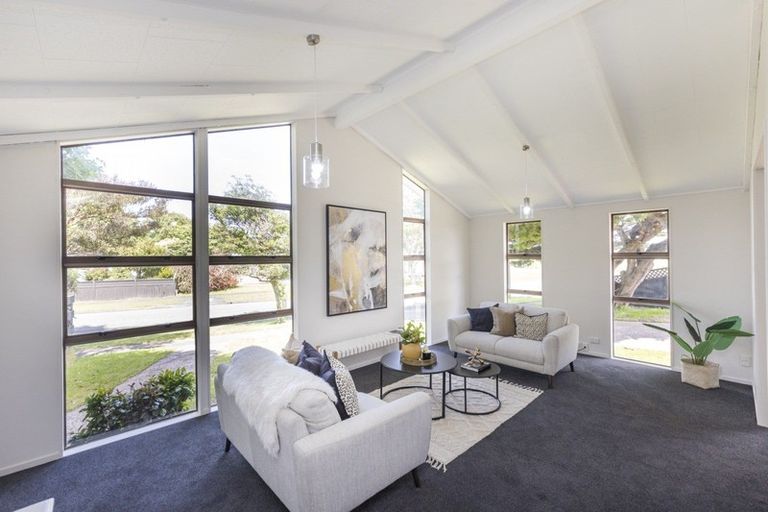 Photo of property in 3 Escort Grove, Awapuni, Palmerston North, 4412